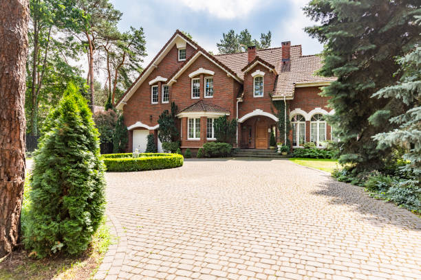 Best Driveway Paving Contractor  in Merrionette Park, IL